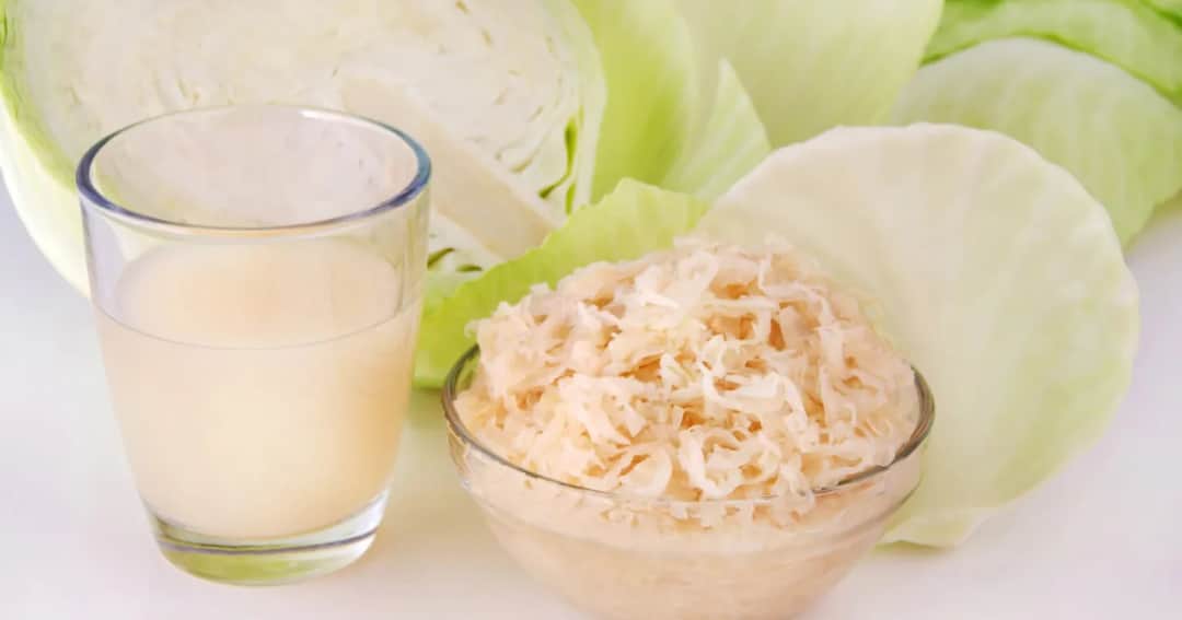 Sok z kiszonej kapusty na cukier: Czy obniża glikemię? Poznaj fakty!